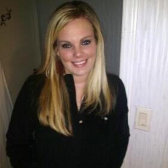 Meet your Posher, Krystal - Picture 1 of 1